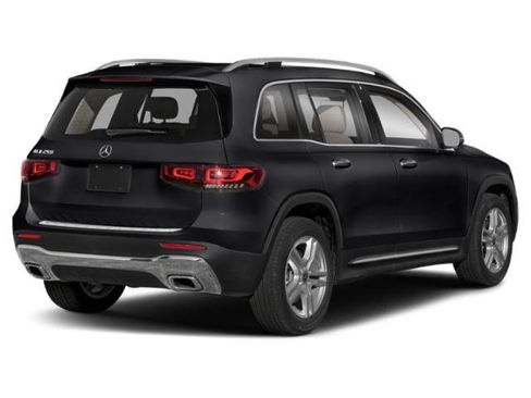 Certified 2022 Mercedes-Benz GLB 250 4MATIC image 2