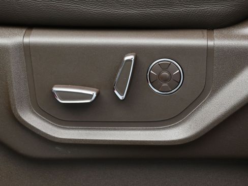 Used 2022 Ford F250 King Ranch w/ King Ranch Ultimate Package image 9