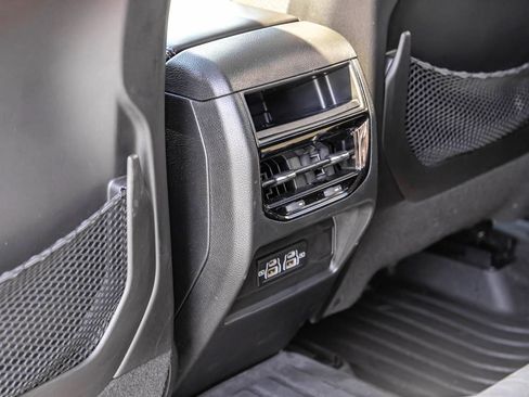 Used 2024 Jeep Grand Cherokee Laredo X AWD/4WD image 20
