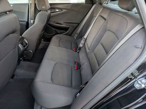 Used 2023 Chevrolet Malibu LT image 24