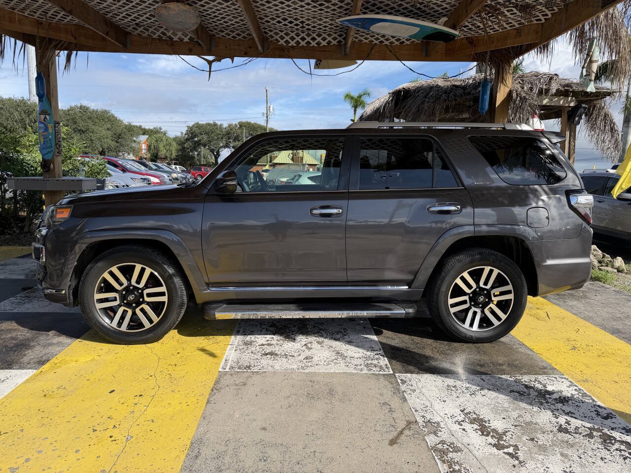 Used 2017 Toyota 4Runner Limited RWD image 9