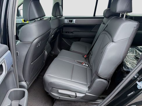 New 2026 Hyundai Santa Fe SEL FWD image 18