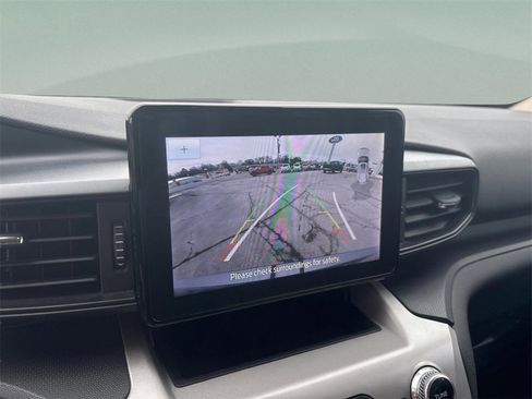 Used 2023 Ford Explorer 4WD image 22