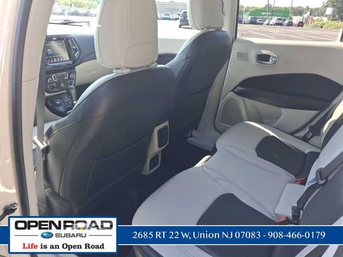 Used 2018 Jeep Compass Limited AWD/4WD image 21