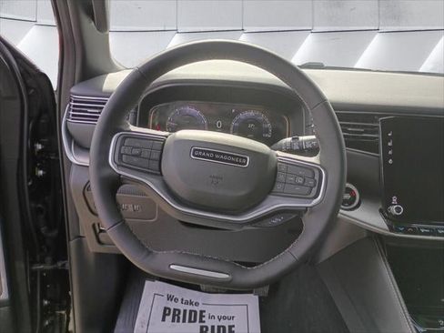 New 2026 Jeep Grand Wagoneer Limited w/ Rear Seat Video Group I AWD/4WD image 29