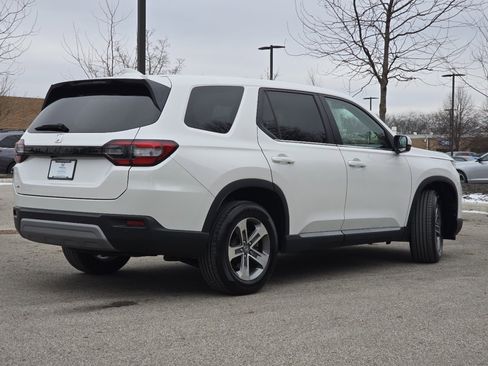 Used 2023 Honda Pilot EX-L image 16