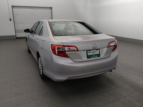 Used 2014 Toyota Camry LE FWD image 6