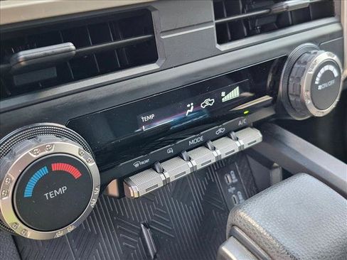 Used 2026 Toyota Tacoma SR5 AWD/4WD image 10
