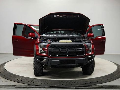 Used 2019 Ford F150 Raptor w/ Equipment Group 802A Luxury image 10