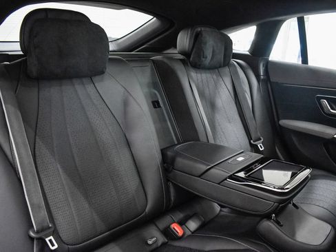 Used 2023 Mercedes-Benz EQS 580 4MATIC Sedan image 29