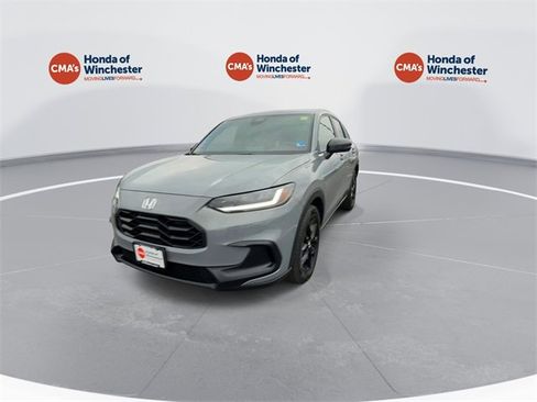 Used 2025 Honda HR-V Sport image 4