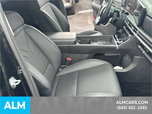 Used 2025 Hyundai Santa Fe SEL FWD image 15