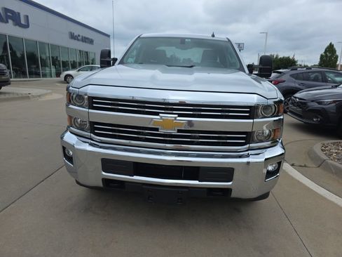 Used 2015 Chevrolet Silverado 2500 LT w/ LT Convenience Package AWD/4WD image 2