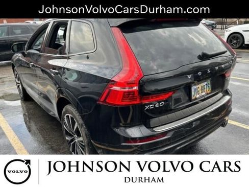 Used 2023 Volvo XC60 B5 Plus AWD/4WD image 5