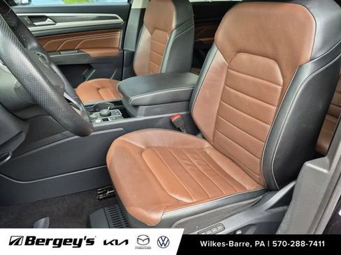 Certified 2023 Volkswagen Atlas SEL Premium AWD/4WD image 12