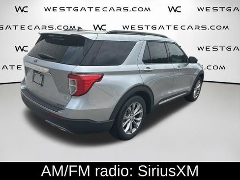 Used 2023 Ford Explorer XLT w/ Equipment Group 202A RWD image 8