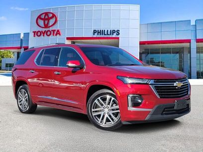 Used 2023 Chevrolet Traverse High Country