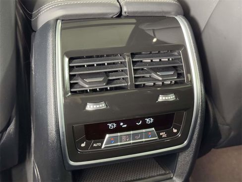 Used 2023 BMW X7 M60i w/ Executive Package image 33