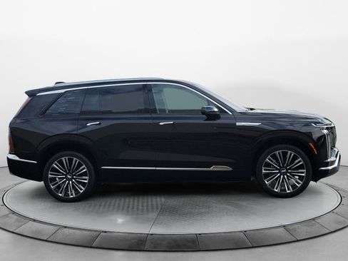 New 2026 Cadillac Vistiq Premium Luxury image 8