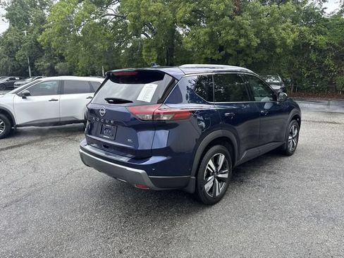 Used 2024 Nissan Rogue SL FWD image 5