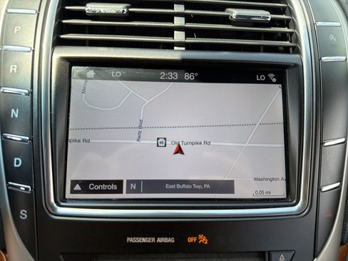 Used 2019 Lincoln Nautilus Reserve AWD/4WD image 27