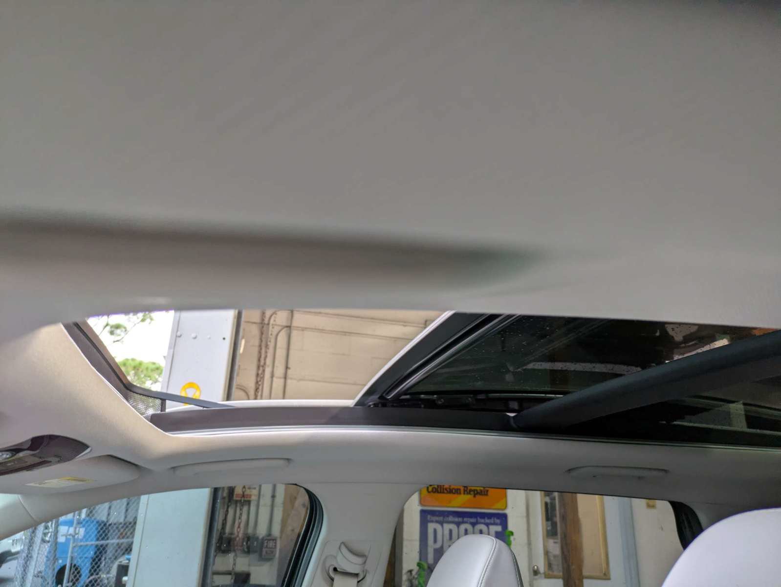 Certified 2025 Kia Sorento EX w/ EX Panoramic Sunroof Package FWD image 18