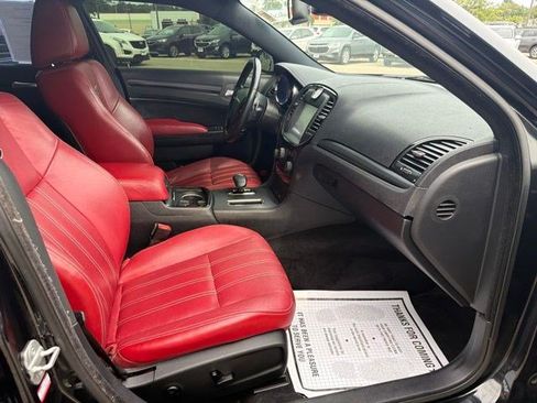 Used 2013 Chrysler 300 S AWD/4WD image 20
