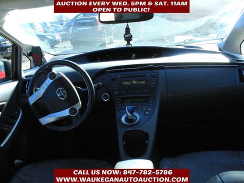 Used 2010 Toyota Prius Five image 8