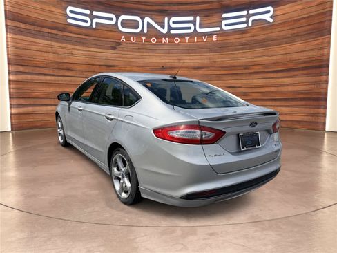 Used 2014 Ford Fusion SE w/ Equipment Group 201A FWD image 3
