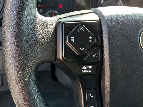 Used 2023 Toyota Tacoma SR AWD/4WD image 21