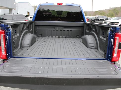 New 2026 Ford F250 XLT w/ XLT Premium Package AWD/4WD image 16