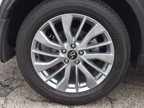 Used 2023 INFINITI QX50 Luxe FWD image 12