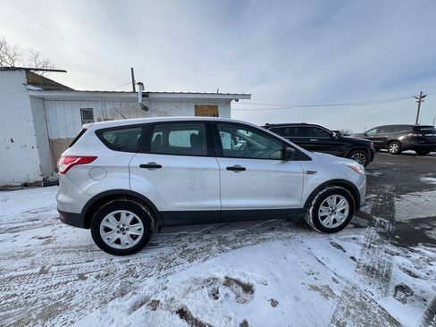 Used 2014 Ford Escape S FWD image 4