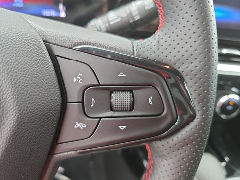 Used 2026 Chevrolet Trax RS w/ Driver Confidence Package FWD image 17