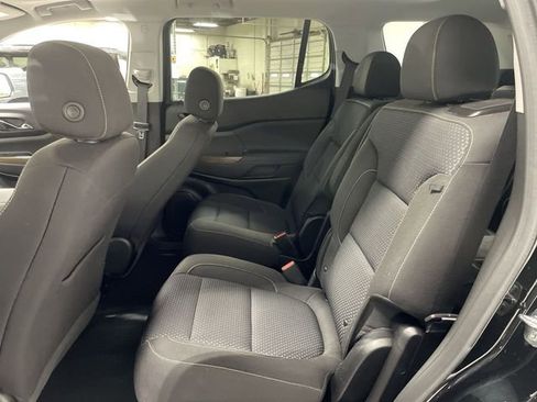 Used 2023 GMC Acadia SLE w/ Driver Convenience Package image 23