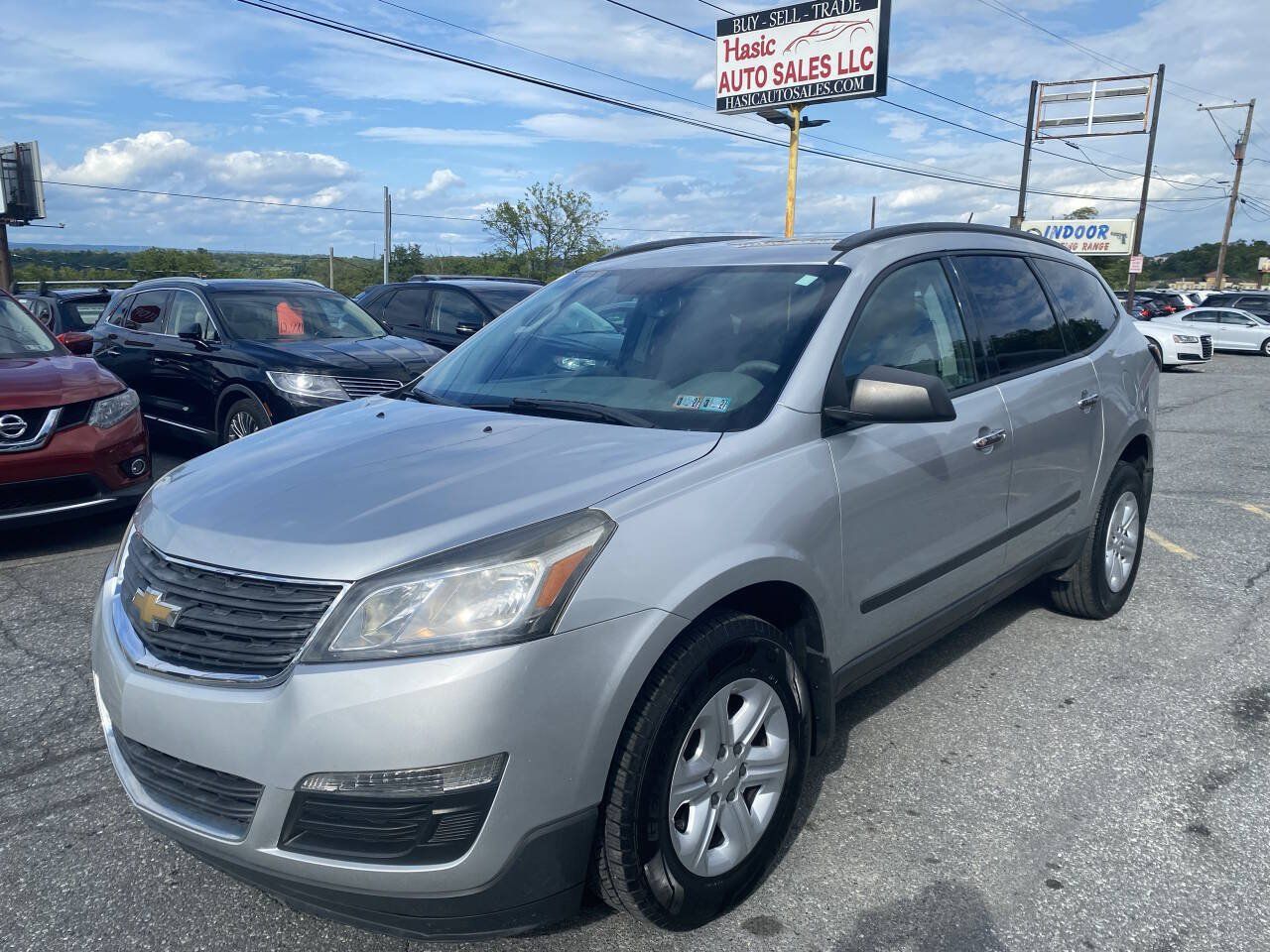 Used 2015 Chevrolet Traverse LS AWD/4WD image 1