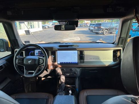 Used 2022 Ford Bronco Outer Banks AWD/4WD image 50