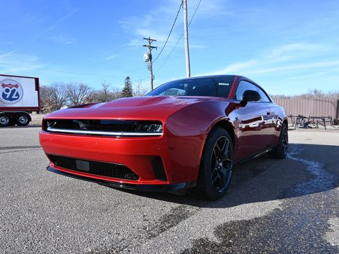 New 2024 Dodge Charger R/T w/ Plus Group image 5