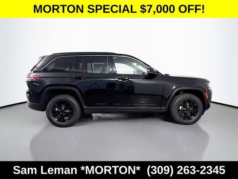 New 2026 Jeep Grand Cherokee Altitude AWD/4WD image 8
