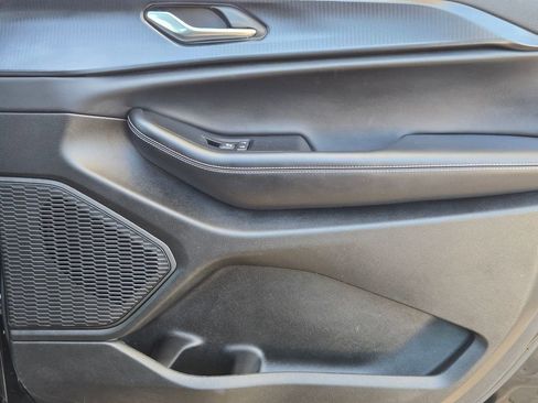 Used 2025 Jeep Grand Cherokee Altitude image 28