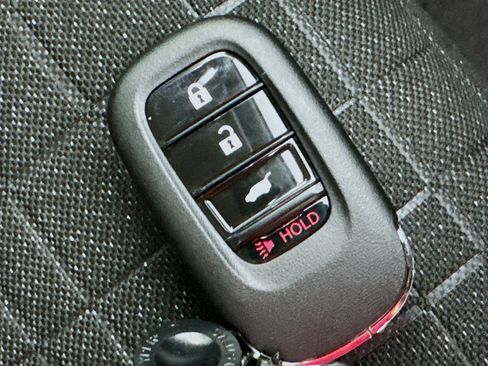 Used 2024 Honda HR-V LX image 33