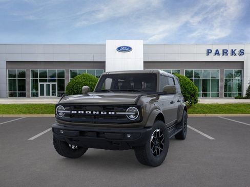 New 2026 Ford Bronco Outer Banks AWD/4WD image 2