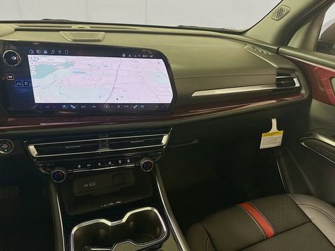 New 2026 Chevrolet Traverse RS image 25