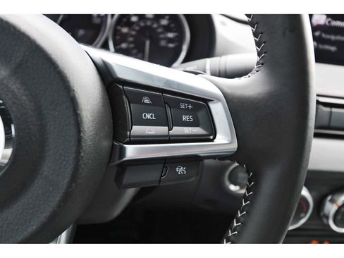 Used 2025 MAZDA MX-5 Miata RF Grand Touring image 10