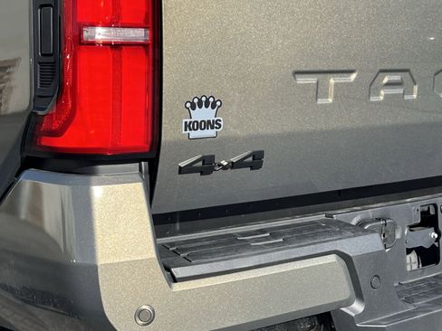 New 2026 Toyota Tacoma TRD Off-Road w/ TRD Off Road Premium Package image 21