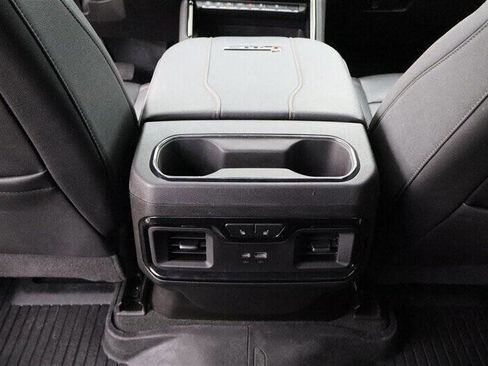 Used 2025 GMC Sierra 3500 AT4 w/ AT4 Premium Plus Package AWD/4WD image 29