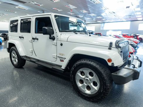 Used 2013 Jeep Wrangler Unlimited Sahara w/ Trailer Tow Group image 4