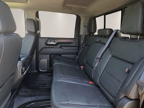 Used 2024 GMC Sierra 3500 Denali w/ Denali Reserve Package AWD/4WD image 12