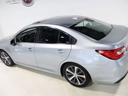 Used 2019 Subaru Legacy 2.5i Limited AWD/4WD image 12