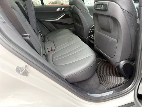 Used 2020 BMW X5 sDrive40i w/ Premium Package image 15
